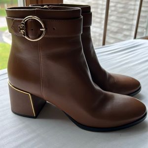 Tori Burch low boot